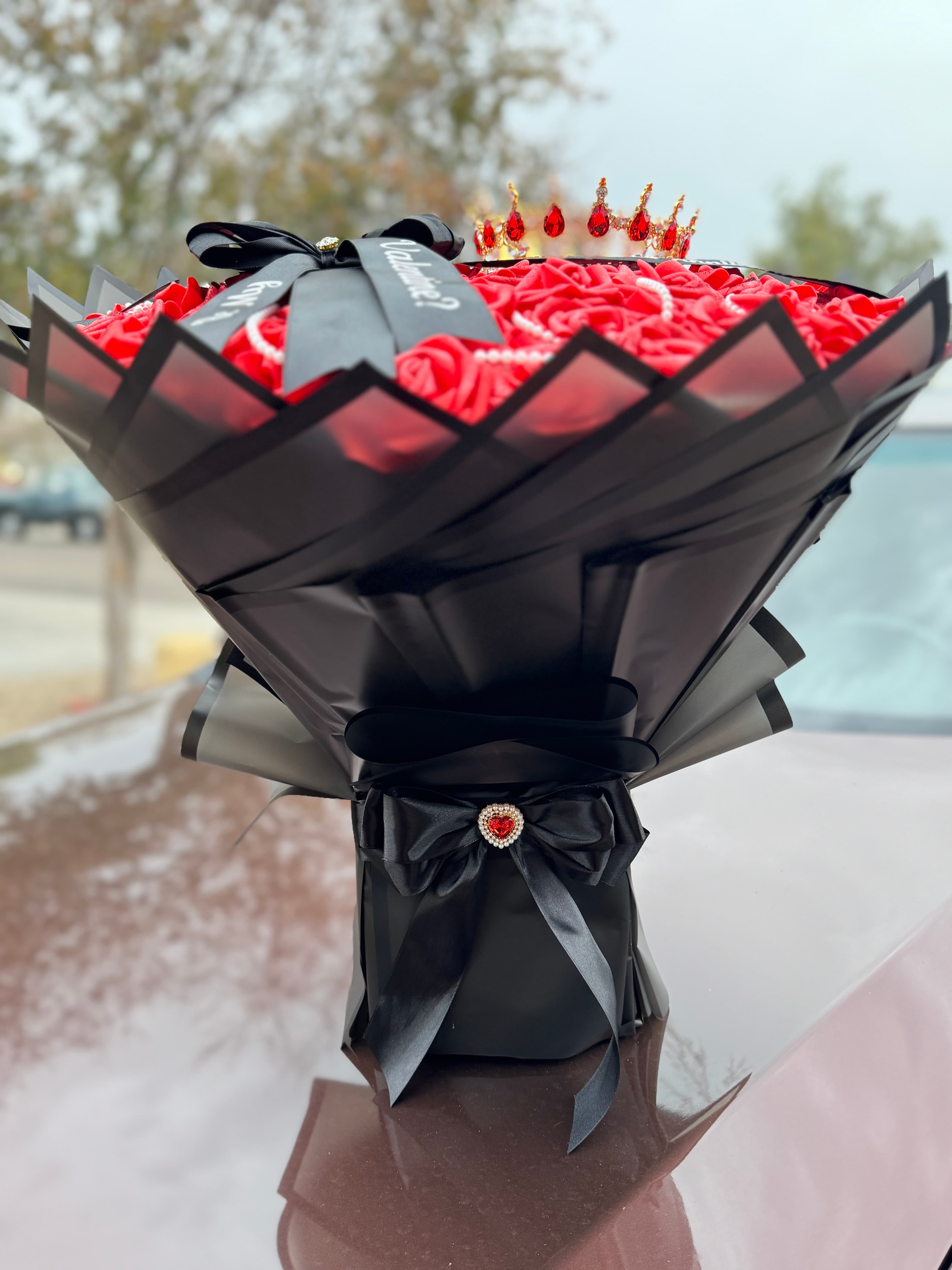 Red Roses with Crown Bouquet