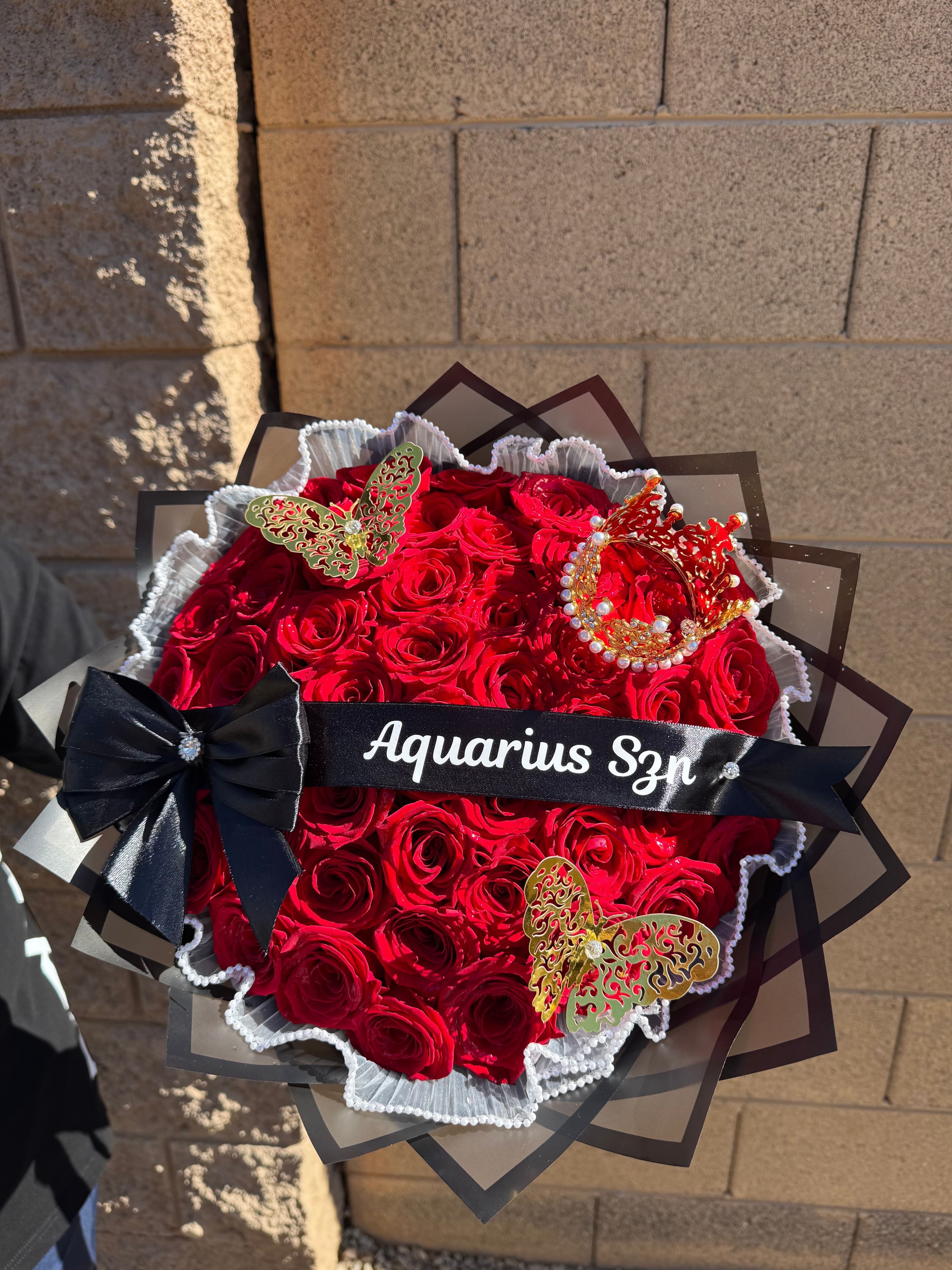 All Red Roses - photo 1