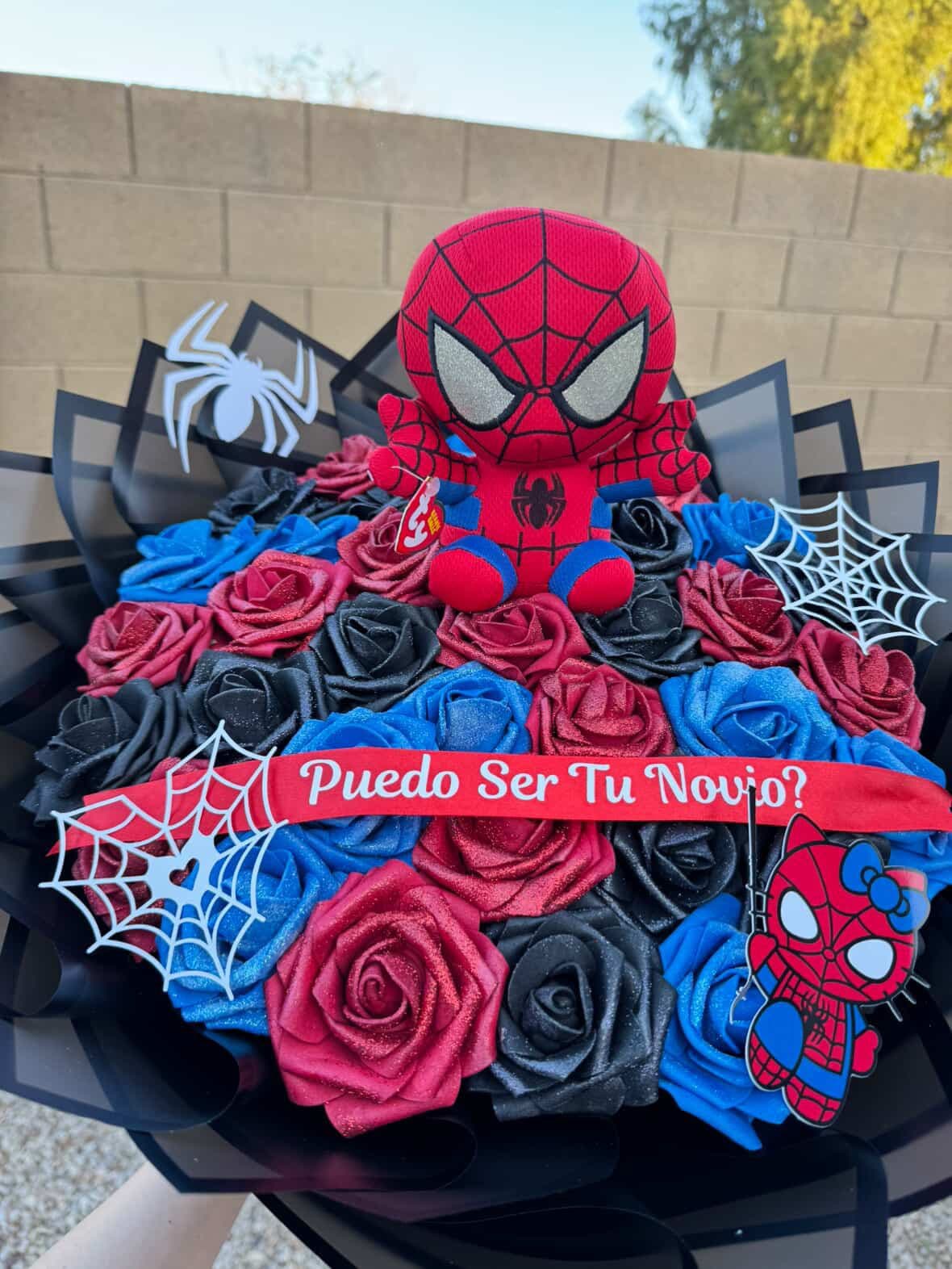 Infinite Spiderman Roses - photo 1