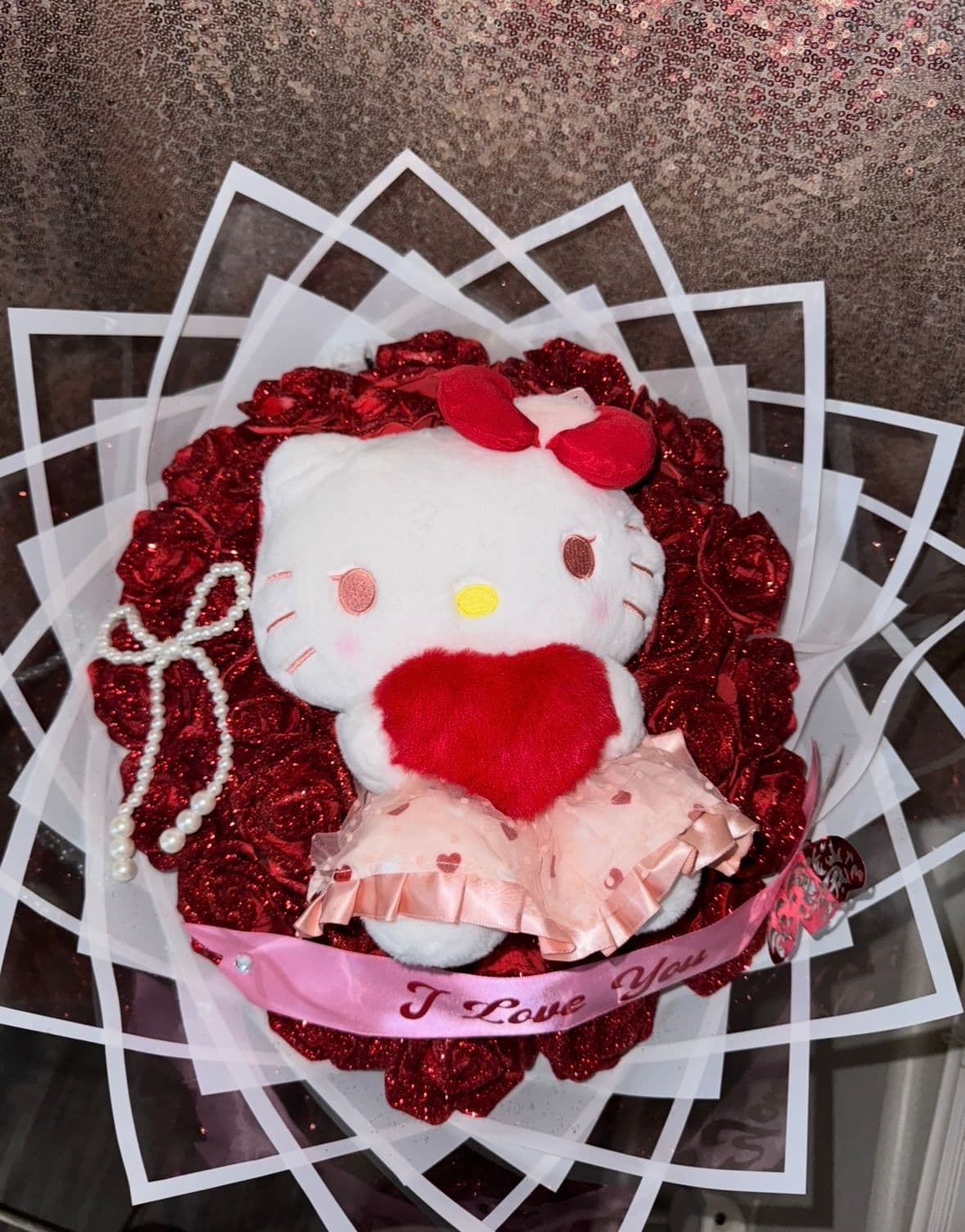 Hello Kitty Red Glitter Roses ✨ - photo 1
