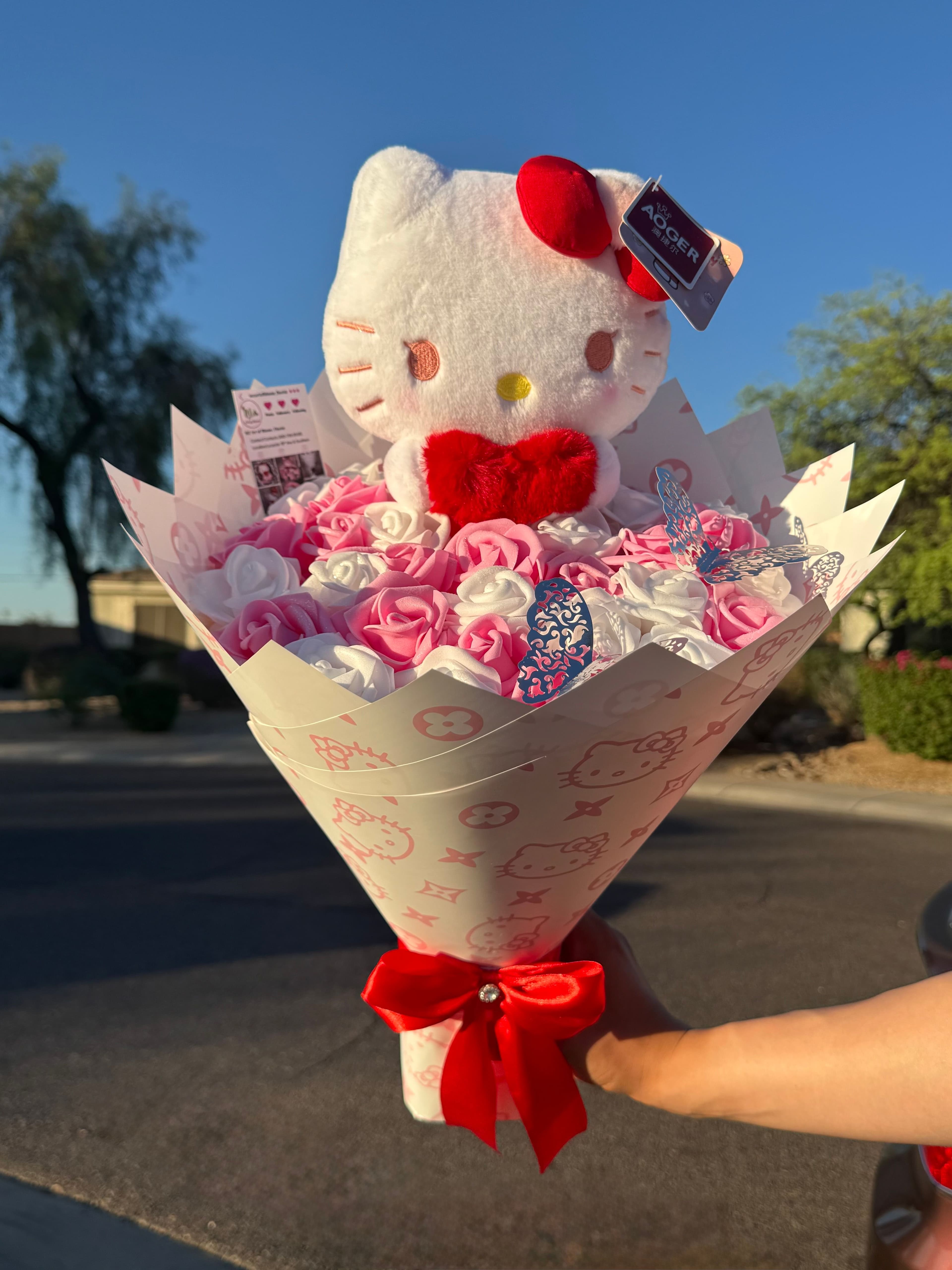 Blush Pink Hello Kitty Bouquet - photo 2