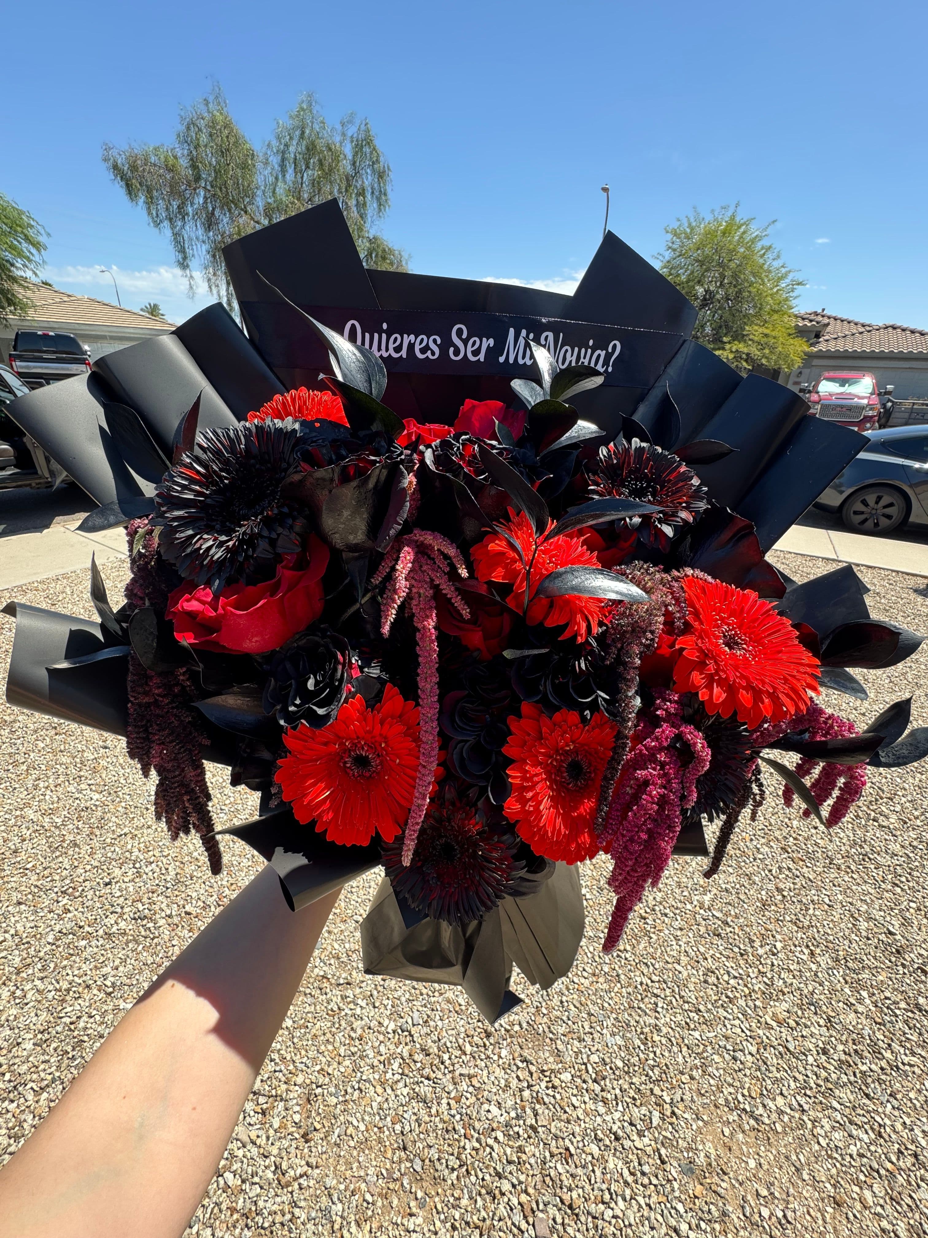 Crimson Noire Goth Bouquet Natural Flowers ๐ค๐ฅ - photo 1