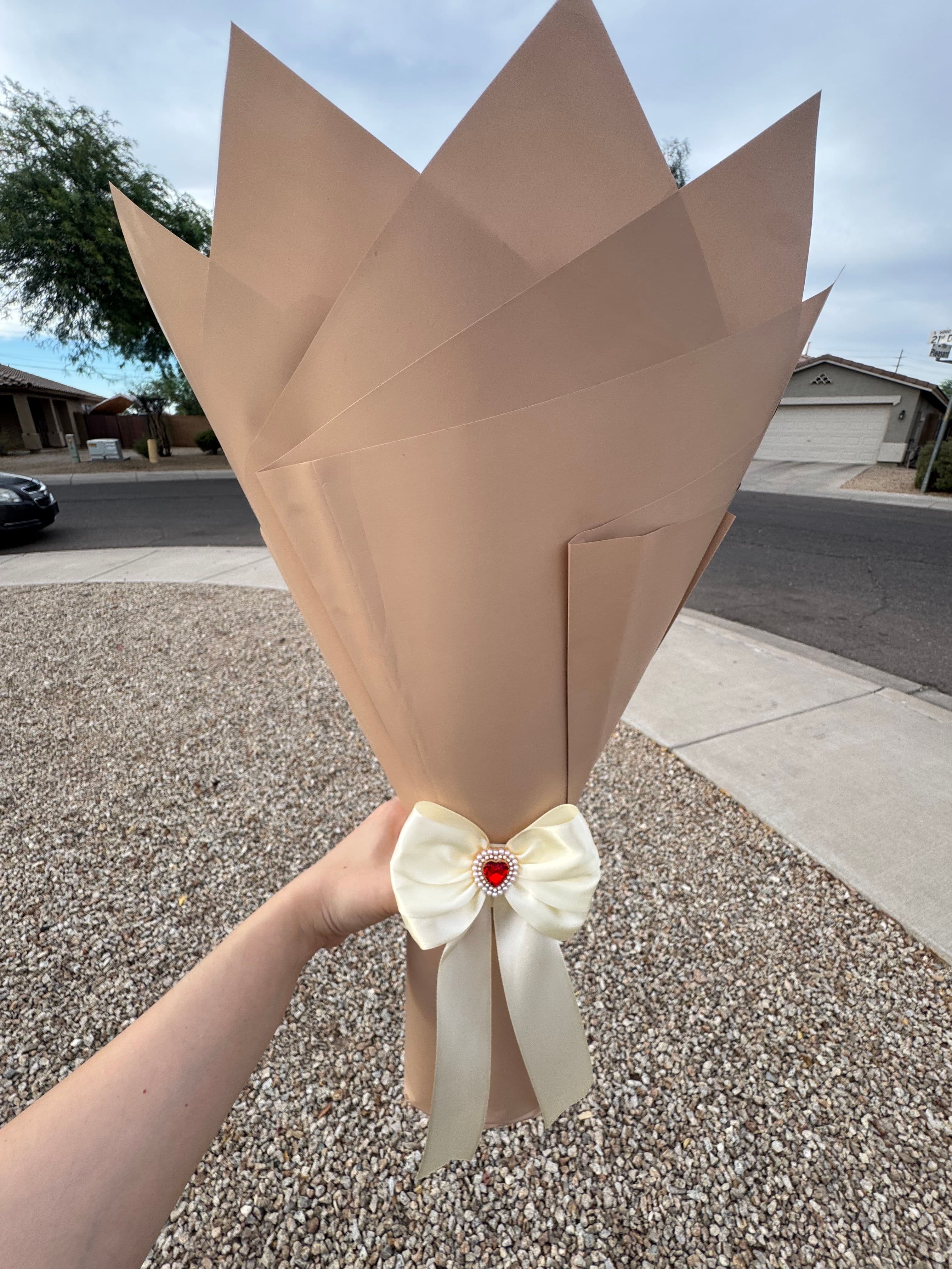 20 Red Rose Eternal Ribbon Bouquet - photo 3