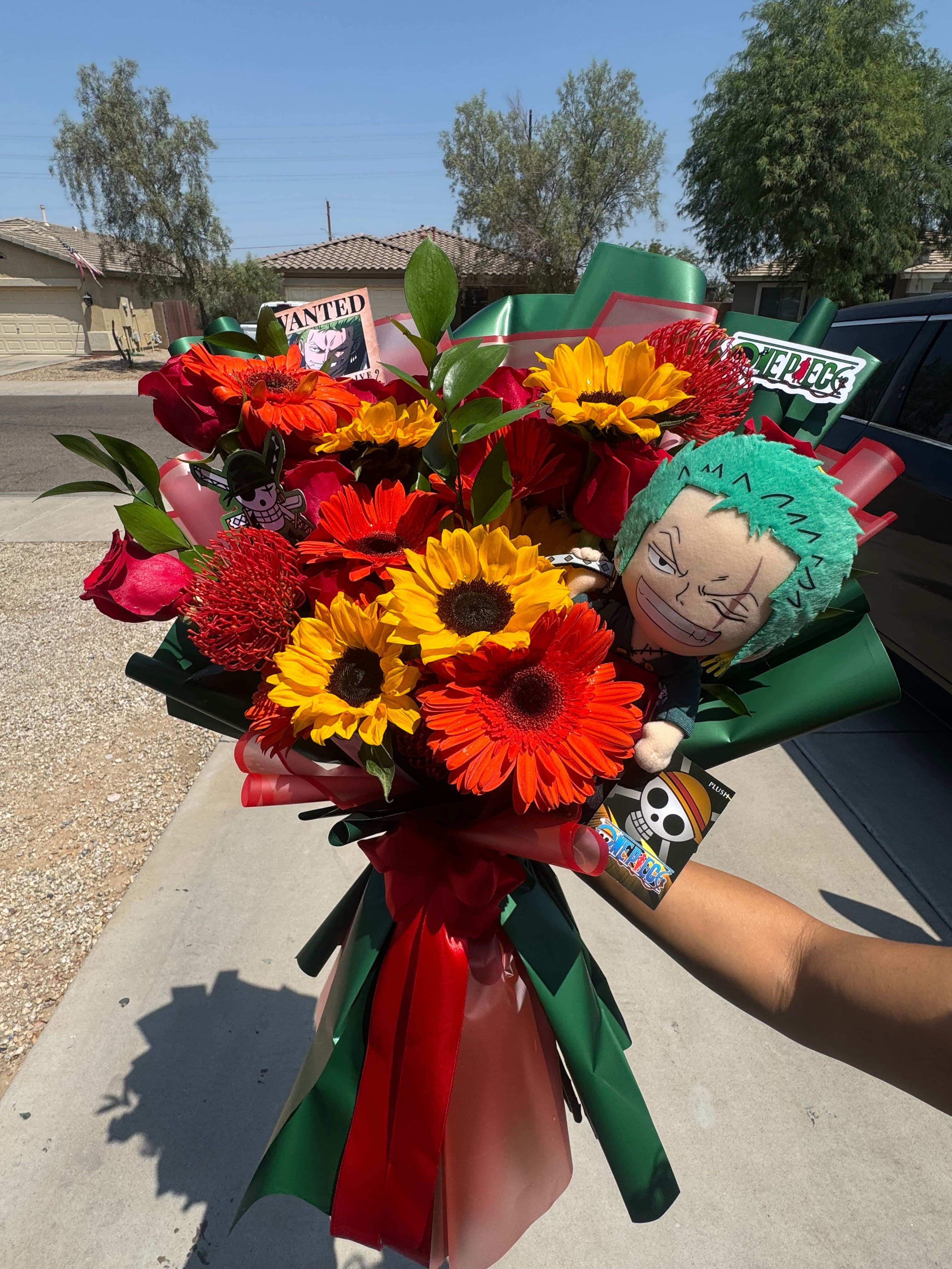Zoro One Piece Flower Bouquet Anime - photo 2