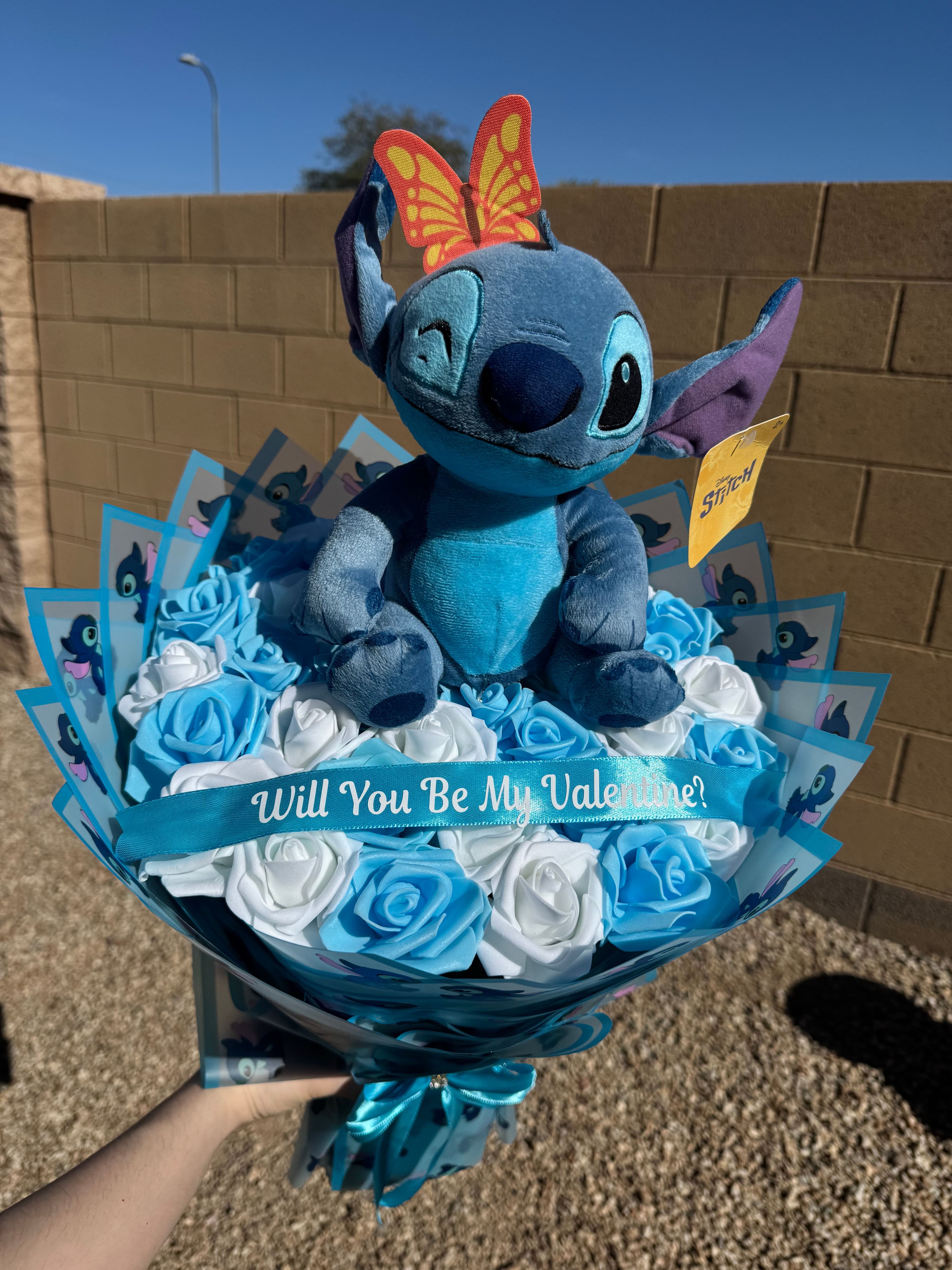 34 Blue & White Stitch Ramo - photo 1