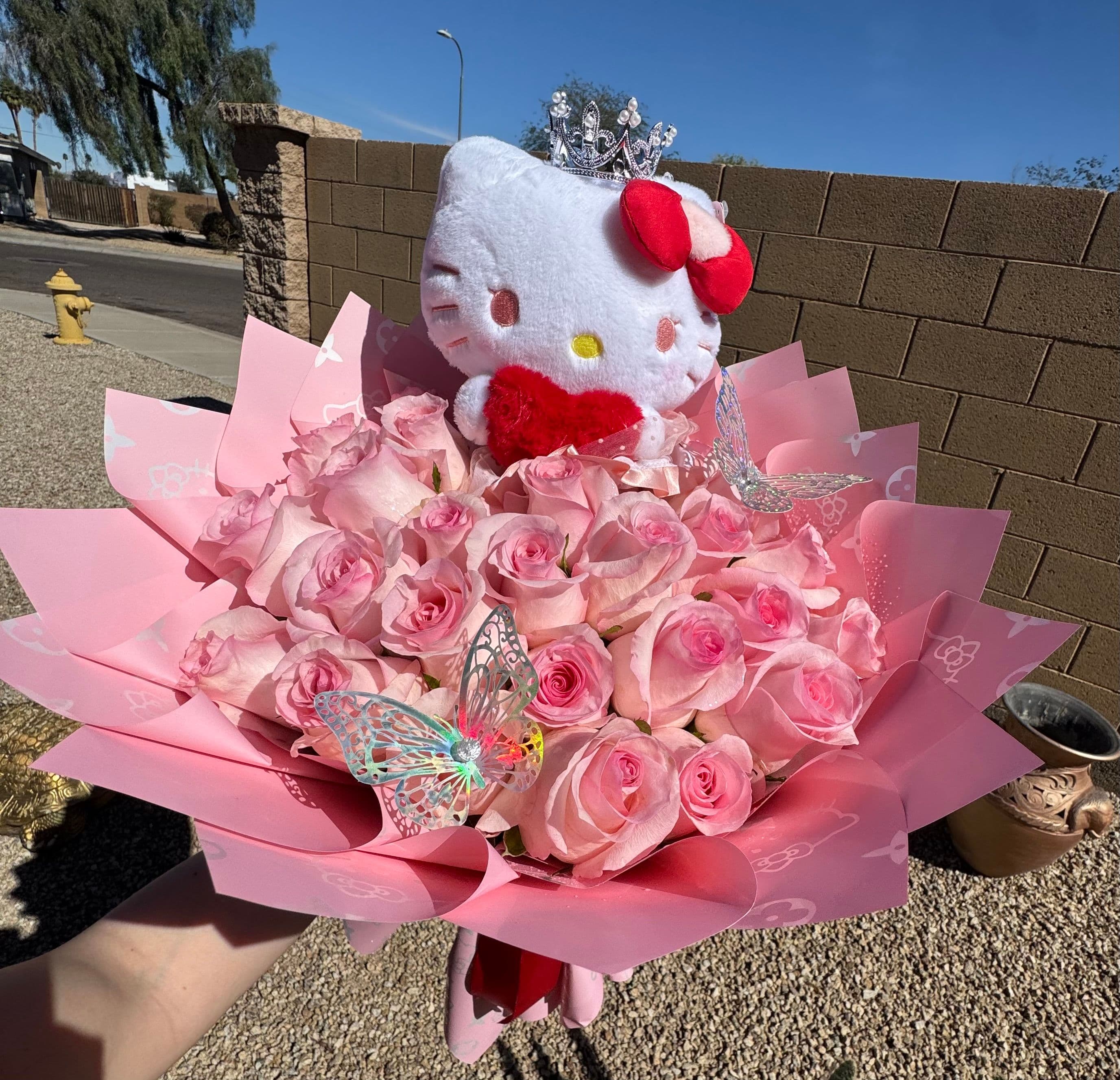 25 Natural Hello Kitty Bouquet - photo 1